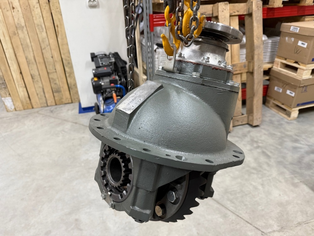 Редуктор задний 31/15 (КамАЗ 6520, 6522) (восстановлен в заводских условиях) / Завод 6520-2402011-20