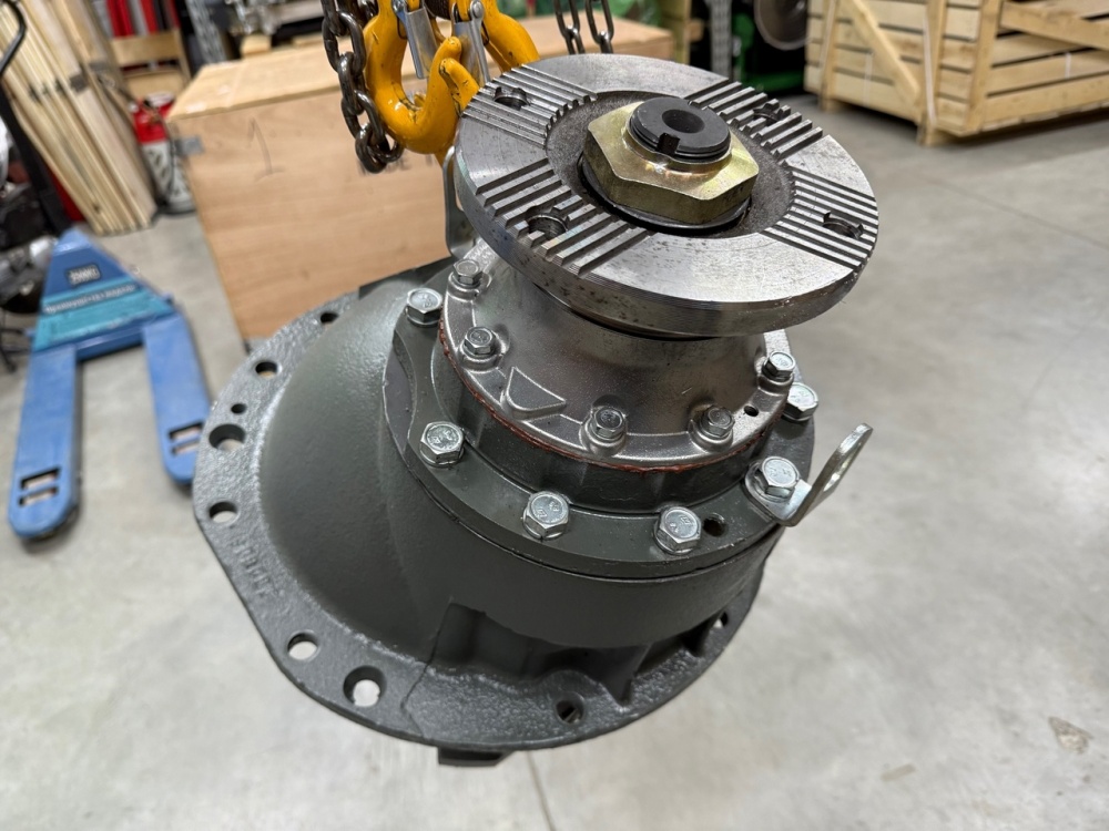 Редуктор задний 31/15 (КамАЗ 6520, 6522) (восстановлен в заводских условиях) / Завод 6520-2402011-20