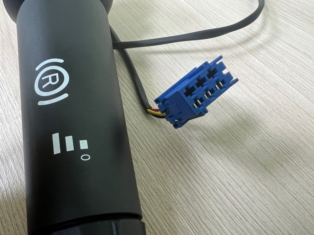 Переключатель подрулевой правый для КамАЗ 5490 с механической КПП / Schaeffler А6065-014-01