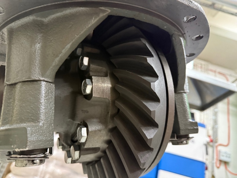 Редуктор задний 31/15 (КамАЗ 6520, 6522) (восстановлен в заводских условиях) / Завод 6520-2402011-20