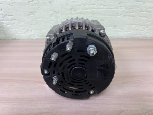 Генератор MAHLE AAN8174 для КАМАЗ, НЕФАЗ с двигателем КАМАЗ ЕВРО-2 / MAHLE AAN8174