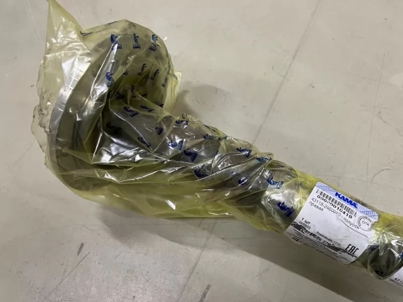 Полуось короткая правая 43118 (20 шлицов) / ПАО КамАЗ 43118-2403070